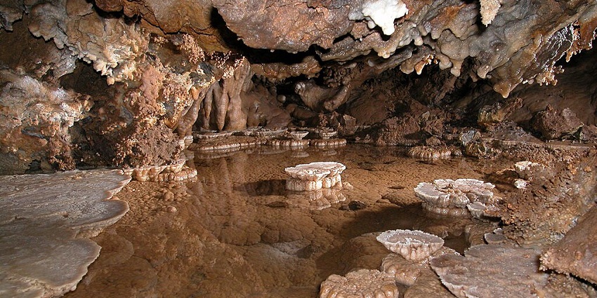 an image of mourning the spiral ladder of caves in California and the main chamber on a large scale