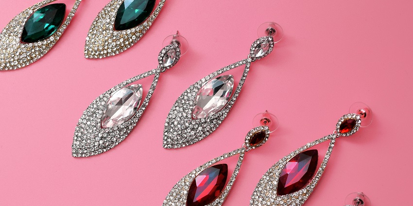 You can also buy Pandora jewellery as it is one of the top things to buy in Perth.