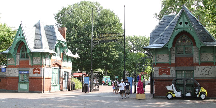 An image of the entrance to the Philadelphia Zoo, a famous zoo in United States.