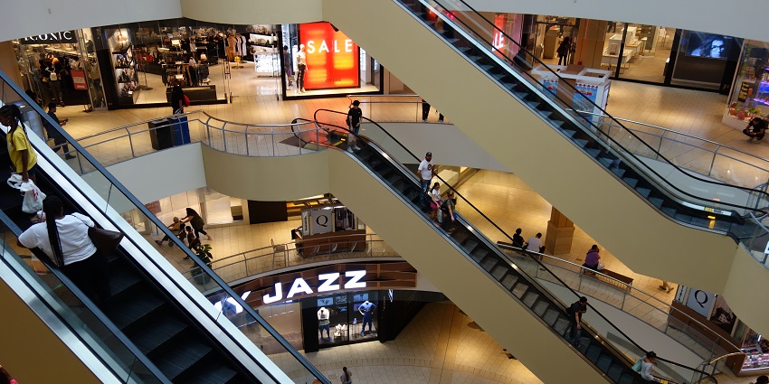 Image of retail floors in Queens Centre Mall, recognised as one of the great malls in NYC.