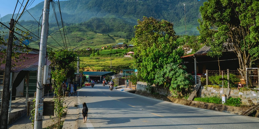 Enjoy peaceful moments and local charms at Vietnam My Khanh Tourist Village in Can Tho.