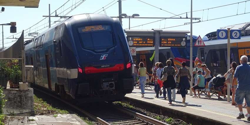Travel quickly between the five villages on the scenic Cinque Terre Express train.