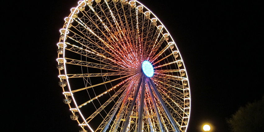 One of the fun things to do in Rimini is to ride the giant Panoramic Wheel by the sea.