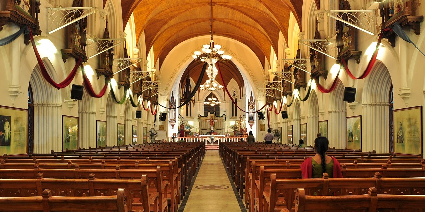 An image of Santhome Basilica, which is one of the most common spots in Chennai.
