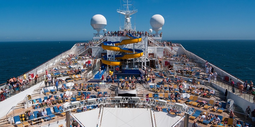 An image resembling people enjoying a cruise, one of the things to do in Avon, NC.