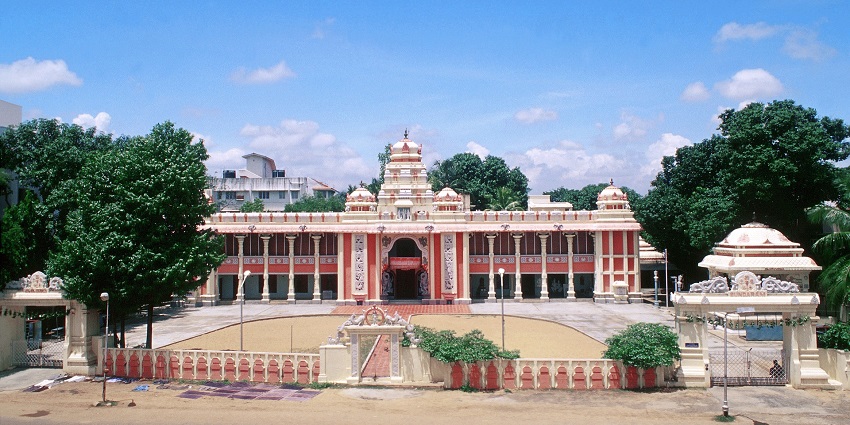 Shirdi Sai Baba Temple in Sodepur a place for spiritual serenity.