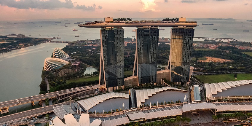 Singapore impresses with modern skyline, lush gardens and world class attractions