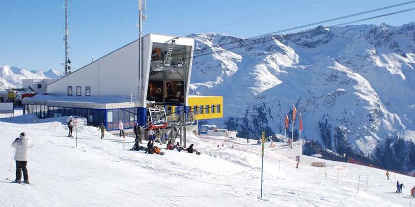 Things to do in St. Moritz include visiting the world-renowned ski slopes and breathtaking alpine views from Corviglia’s summit.