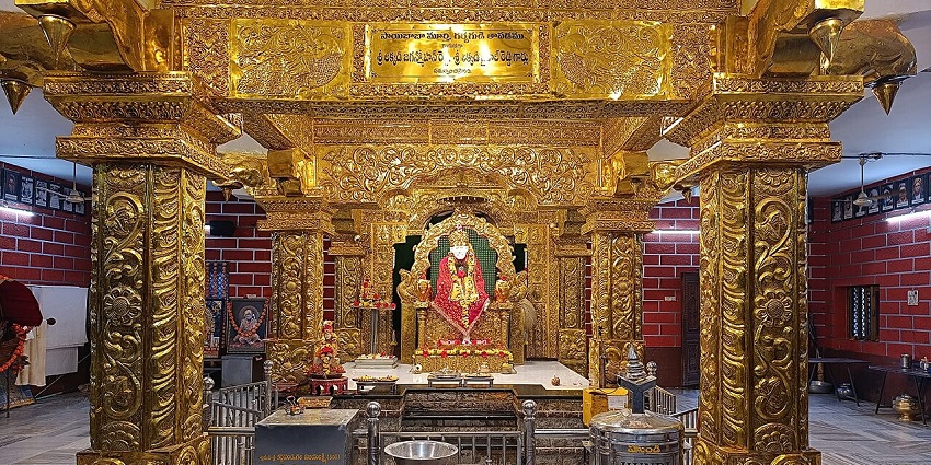 View of South Calcutta Shri Shirdi Sai Baba Mandir, Deshapriya Park.