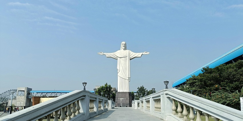 Image of Statue of christ, one of the famous tourist attractions in Vung Tau