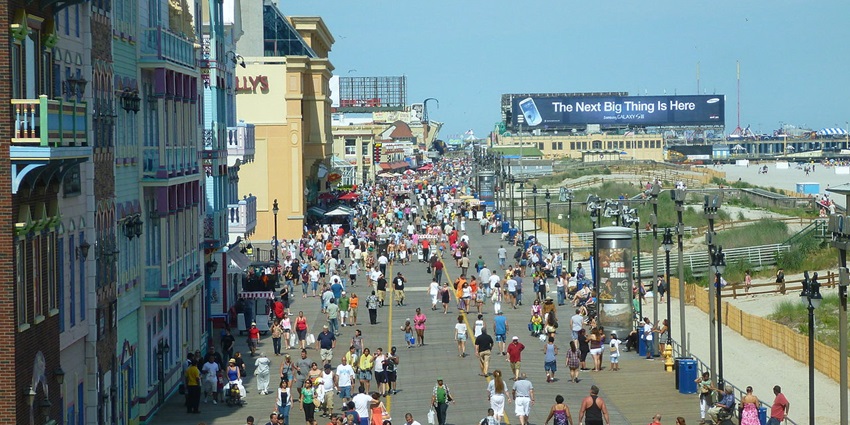 Take a scenic walk along the Atlantic City Boardwalk, among the things to do in Atlantic City.