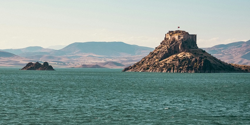 Pigeon Island, home to a historic castle and surrounded by scenic views, among the best things to do in Kusadasi.