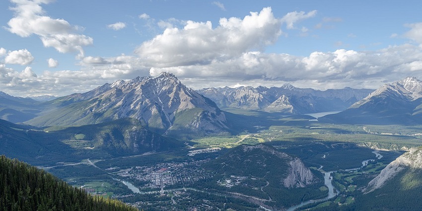 The picturesque Banff townsite is viewed from the top of the mesmerising Sulphur Mountain.
Viewers of this file can see comments and suggestions