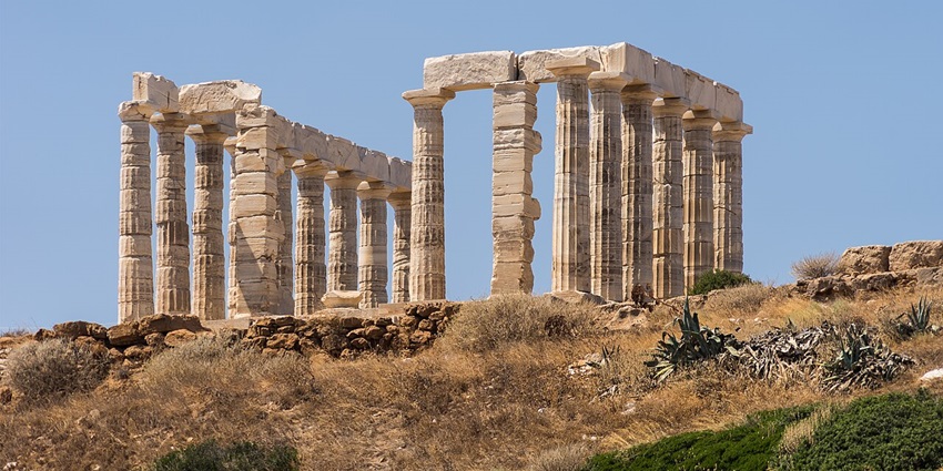 An image of the Temple of Poseidon, highlighting famous things to do in Athens for couples.