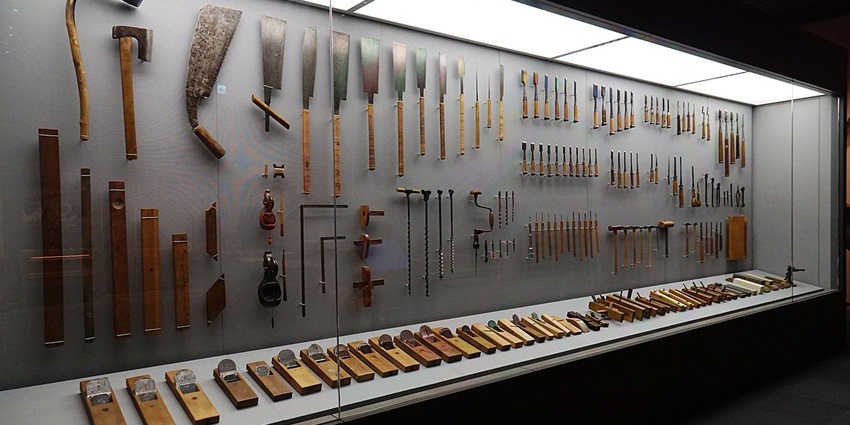 Traditional Japanese carpentry tools on display in the Takenaka Carpentry Tools Museum