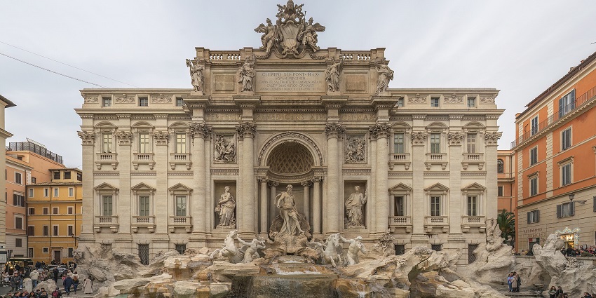 Visit the popular Trevi fountain, among popular things to do in Rome in October.