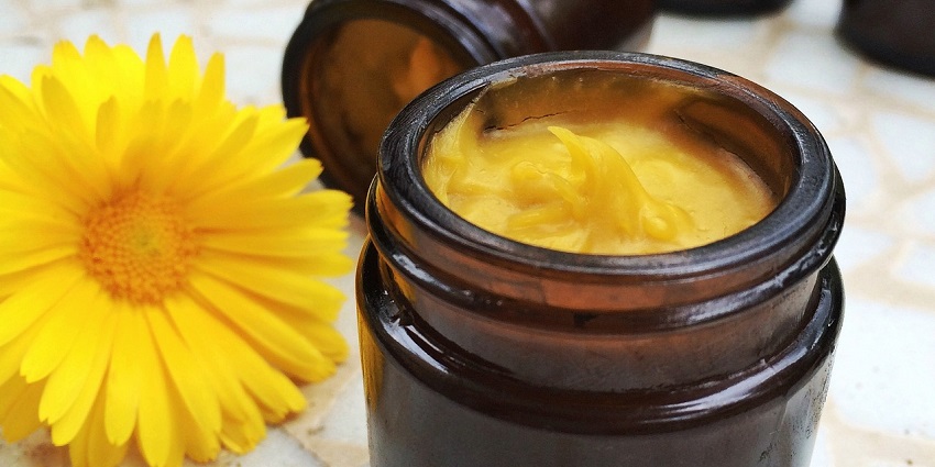 An image resembling Tiger Balm, which is among the famous things in Singapore to buy.