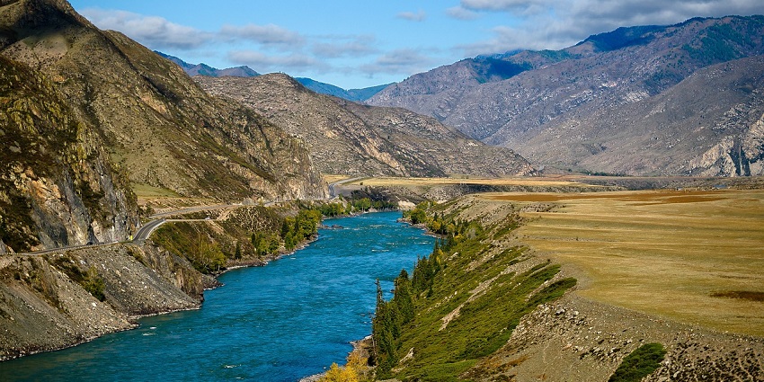The rugged Turkwel Valley landscape is a famous place for adventure seekers to visit in Kenya.