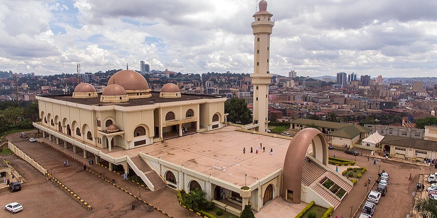 A grand mosque offering panoramic city views from its towering minaret, among the best places to visit near Kampala.
