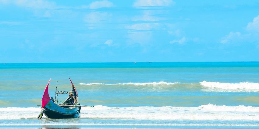 An image of Low Bay Beach’s soft white sand, ideal for Things to Do in Barbuda