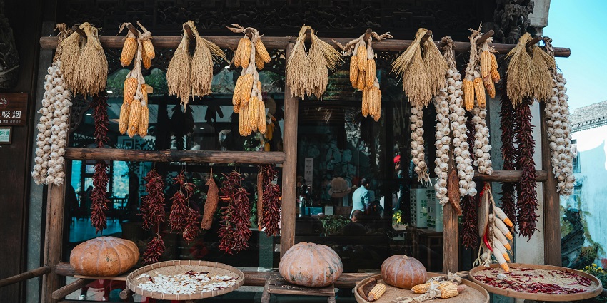 Pumpkins and dried vegetables at the Adare Market, the best shopping site in Adare.