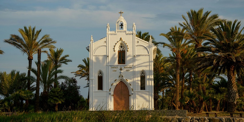 Simple stone church in Banyalbufar, visiting it is one of the popular things to do in Banyalbufar.