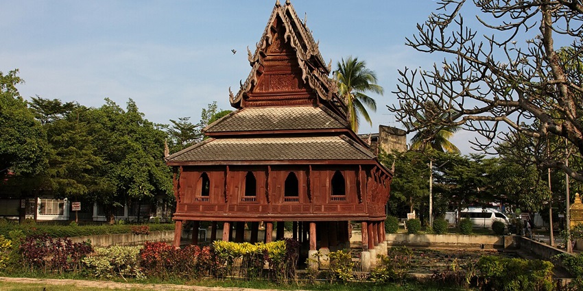 Discover the ancient charm of Historic Khao Preedee Temple, a landmark in Thung Song.
