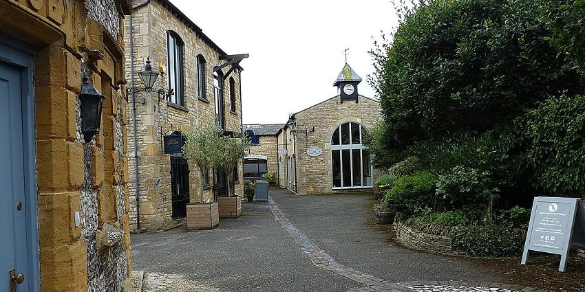 Sample small-batch brews at Brewery Yard- an essential stop for things to do in Cartmel