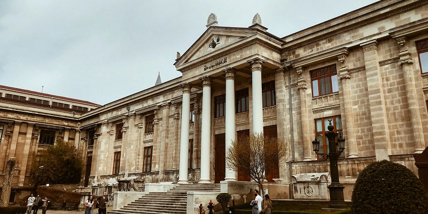An image of the exterior of the archaeological Museum, visiting this museum is one of the top things to do in Alanya Turkey.