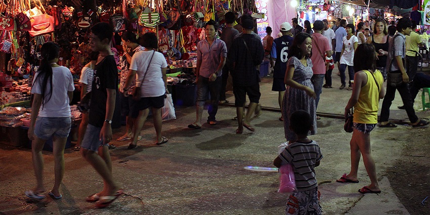 Wandering through the Can Tho Old Market is one of the top things to do in Can Tho Vietnam.