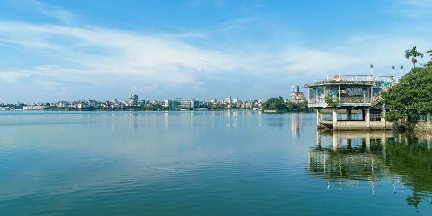 View the beautiful West lake in Vietnam which lies near the Imperial Citadel of Thang Long
