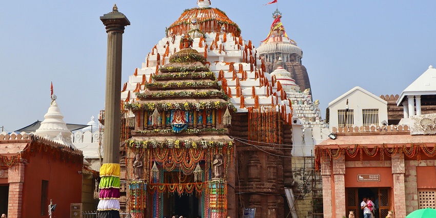 An image of Jagannath Temple in Garia, showcasing its traditional architecture and spiritual ambience.