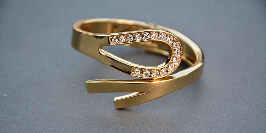 An image of a jewellery resembling the handmade Spanish jewellery from Spain.