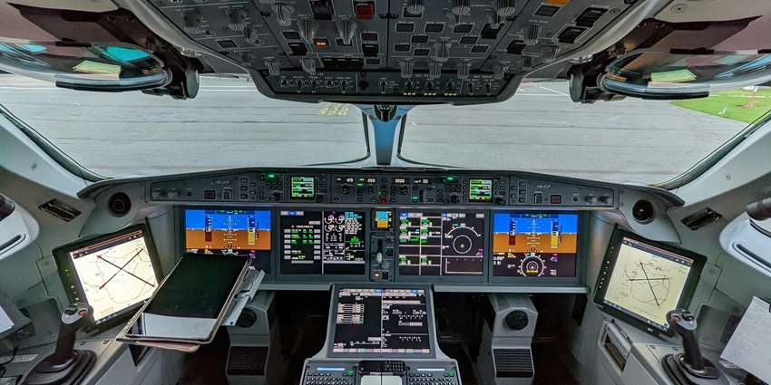 A guest flying a simulator at Flightdeck is one of the best things to do in Anaheim at night.