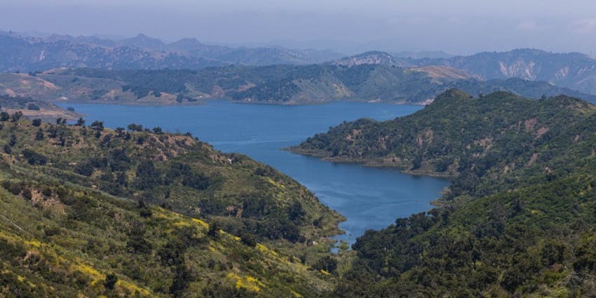A peaceful valley town surrounded by hills, known for wellness retreats, vineyards, and stunning views.