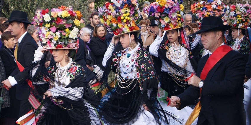 Traditional dancer celebrating Saint Sebastian, blending Catholic and indigenous rituals, among the famous festivals in Nicaragua.