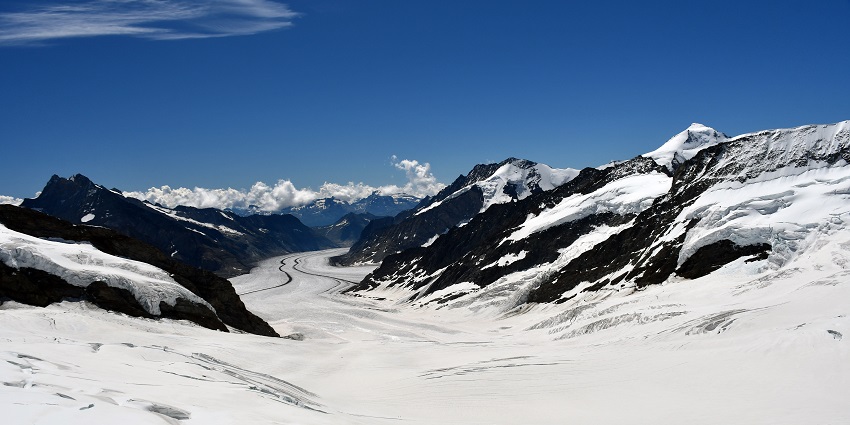 Admire Europe’s longest glacier, best seen from scenic hiking trails and viewpoints.