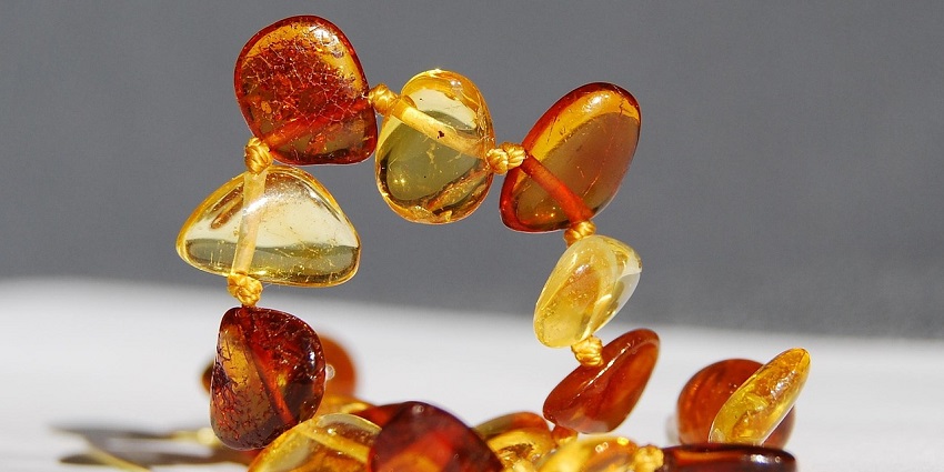 Things to buy in Russia include Baltic amber jewellery in warm honey tones, handcrafted into unique and elegant designs.