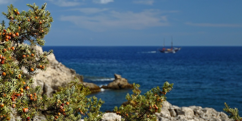 A marvellous view of the coast as captured on a warm and sunny day beneath a blue sky.