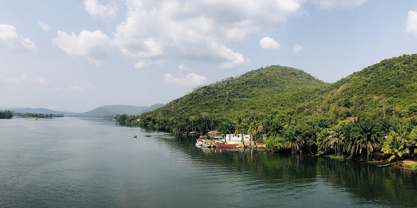 Immerse in rural culture and scenic Islands in Ghana, at your own pace.