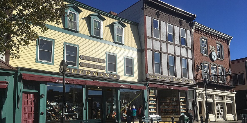 Charming local bookstore with shelves full of Maine authors, fiction, and children’s titles.