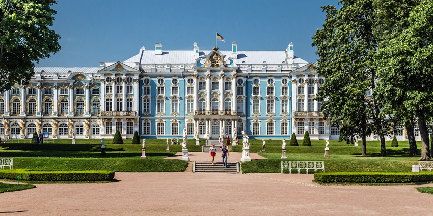 The Catherine Palace, with its striking blue-and-white Baroque façade, monument in Russia.