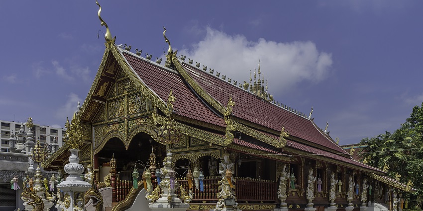 Wat Ming Mueang in Chiang Rai, with traditional architecture, is one of the most stunning places to visit in Thailand in January.