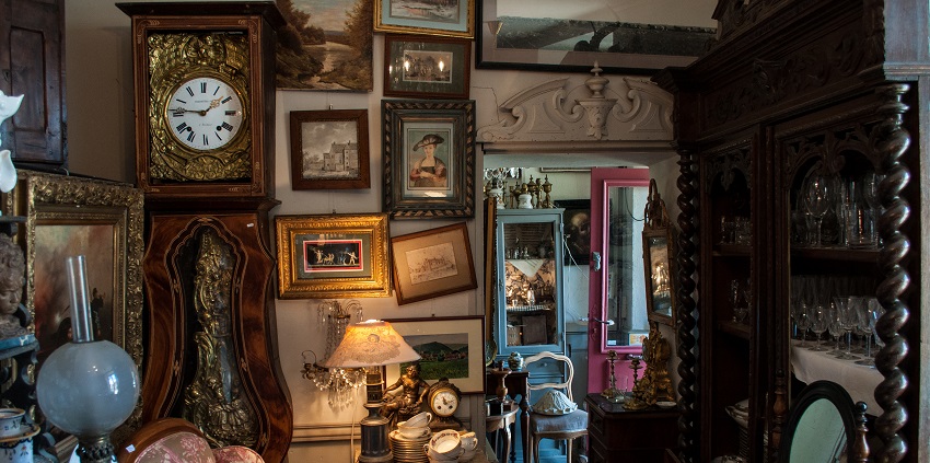 Things to do in Bucharest include browsing vintage treasures and handmade goods.
