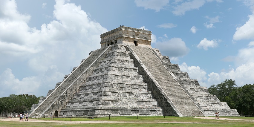 Things to do in Riviera Maya, Mexico, include touring the towering El Castillo pyramid.