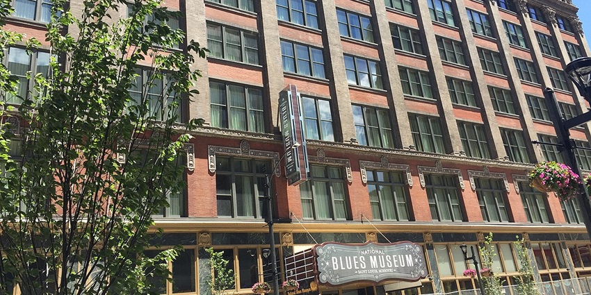One of the things to do in St Louis is visiting the National Blues Museum, celebrating the history of blues music.