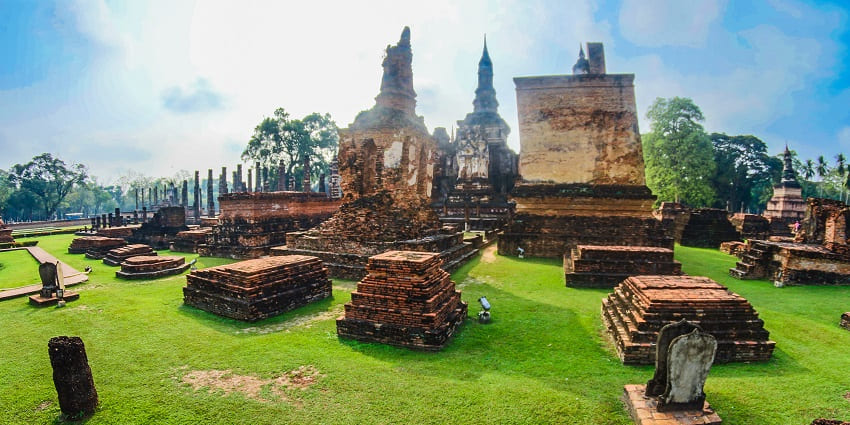 Discovering Tjapukai Cultural Park is an enriching way to connect with the indigenous heritage
