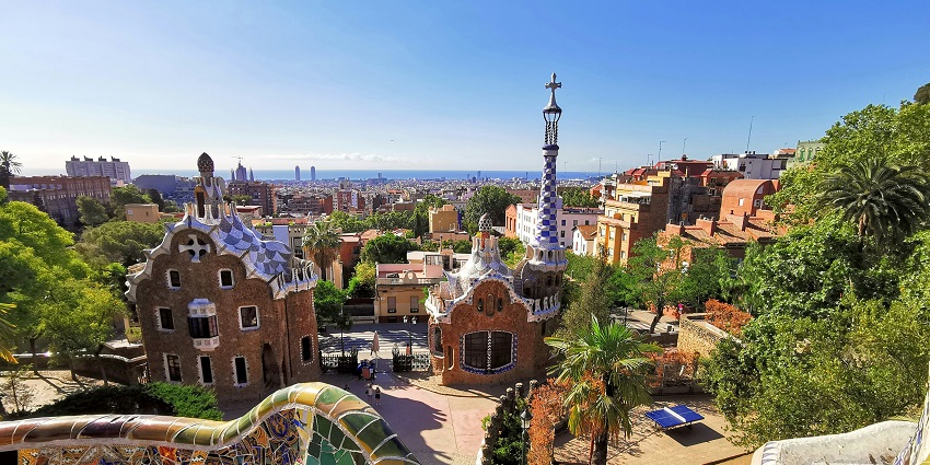 Capture the colourful whimsy of Park Güell with a miniature mosaic dragon inspired by Gaudí’s art, among the best things to buy in Barcelona.