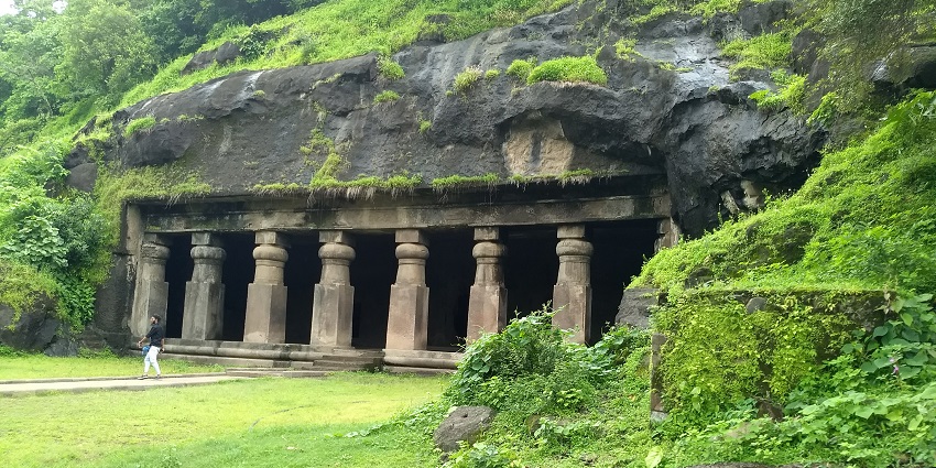 The majestic Elephanta Caves are among the best places to visit in Mumbai in October.