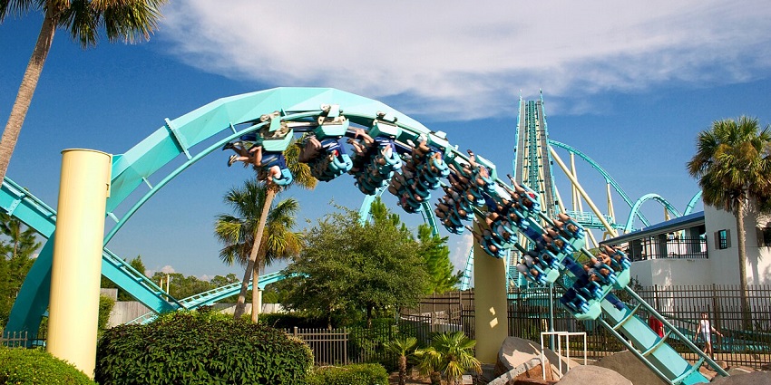Ride the Kraken roller coaster at SeaWorld is one of the best things to do in Florida with family.